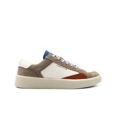 Sneakers Ambitious beige in pelle viste di lato.