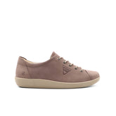 Sneakers ECCO Soft 2.0 taupe in pelle vista laterale.