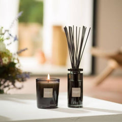 Profumatore casa Esteban Terre d’Ocre Karité con diffusione delicata.