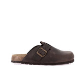 Sabot uomo Grünland Bobo CB2224 Mogano vista laterale su sfondo neutro.