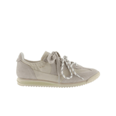 Sneaker Victoria 1158109 beige in camoscio su sfondo neutro
