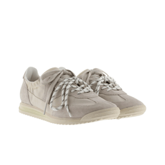 Sneaker Victoria 1158109 beige in camoscio su sfondo neutro