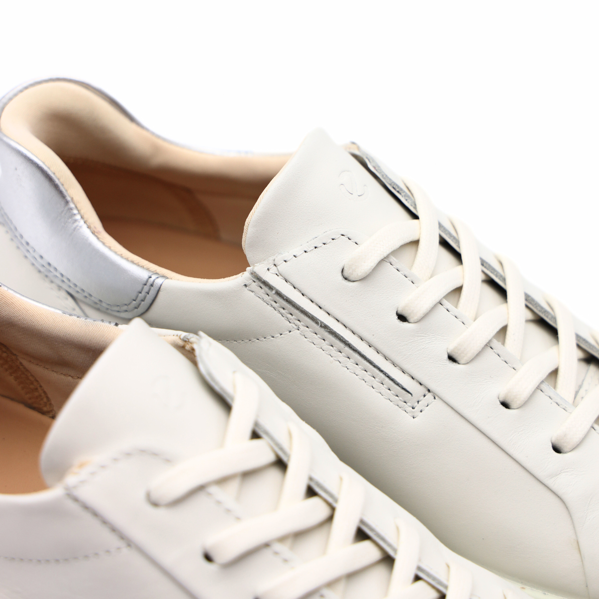 ECCO SNEAKERS 470843 61144 BIANCO/ARGENTO