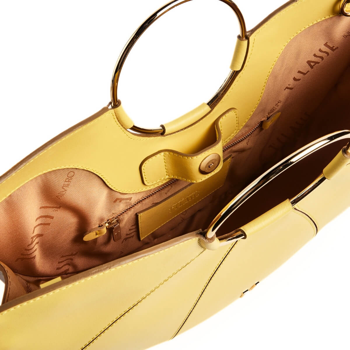 Borsa gialla Alviero Martini 1^ Classe in pelle.