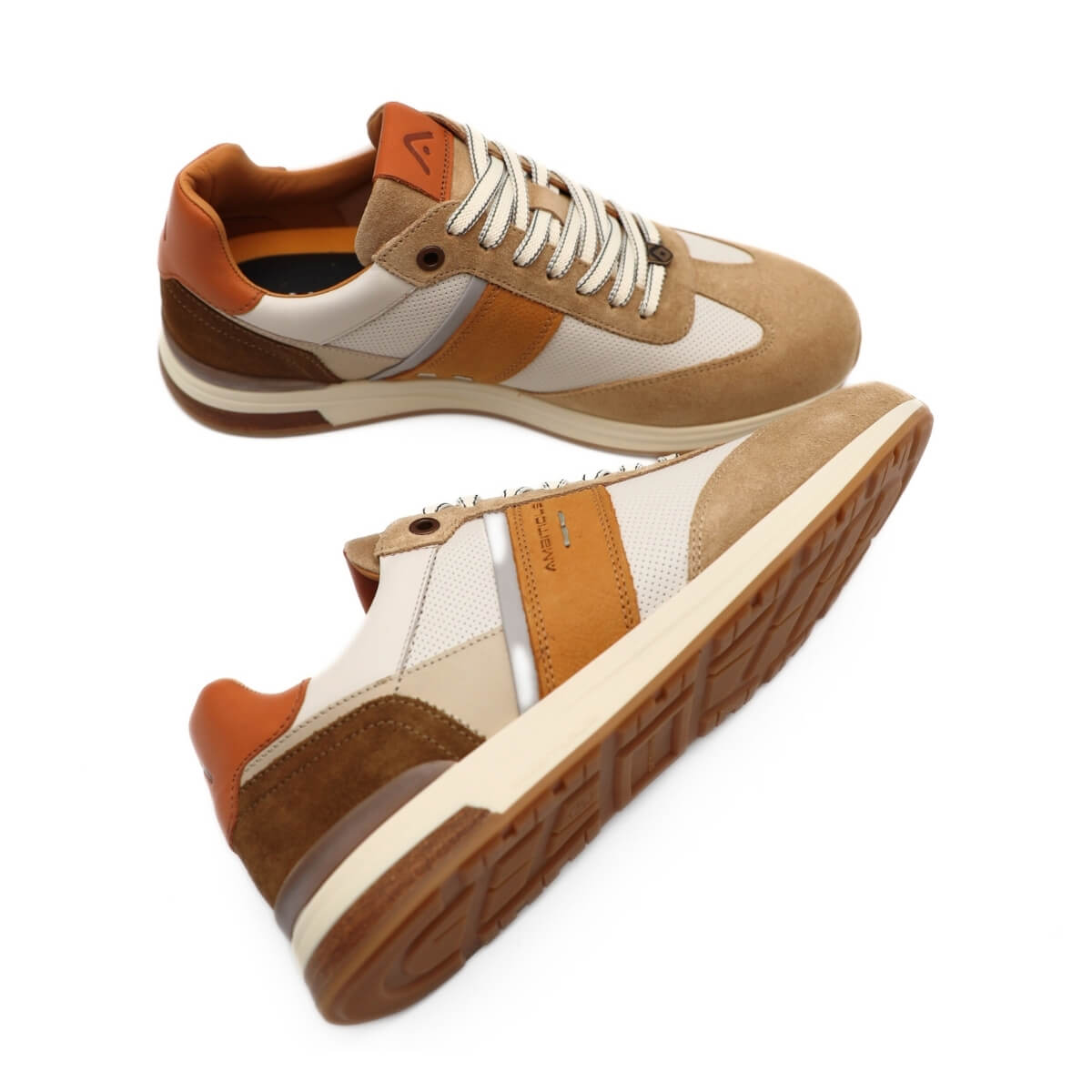 Sneakers Ambitious beige in pelle viste di lato
