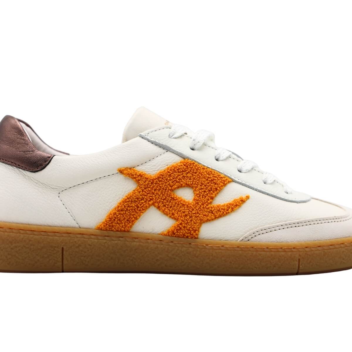 Sneaker Ambitious 14129 bianca in pelle con dettagli ocra