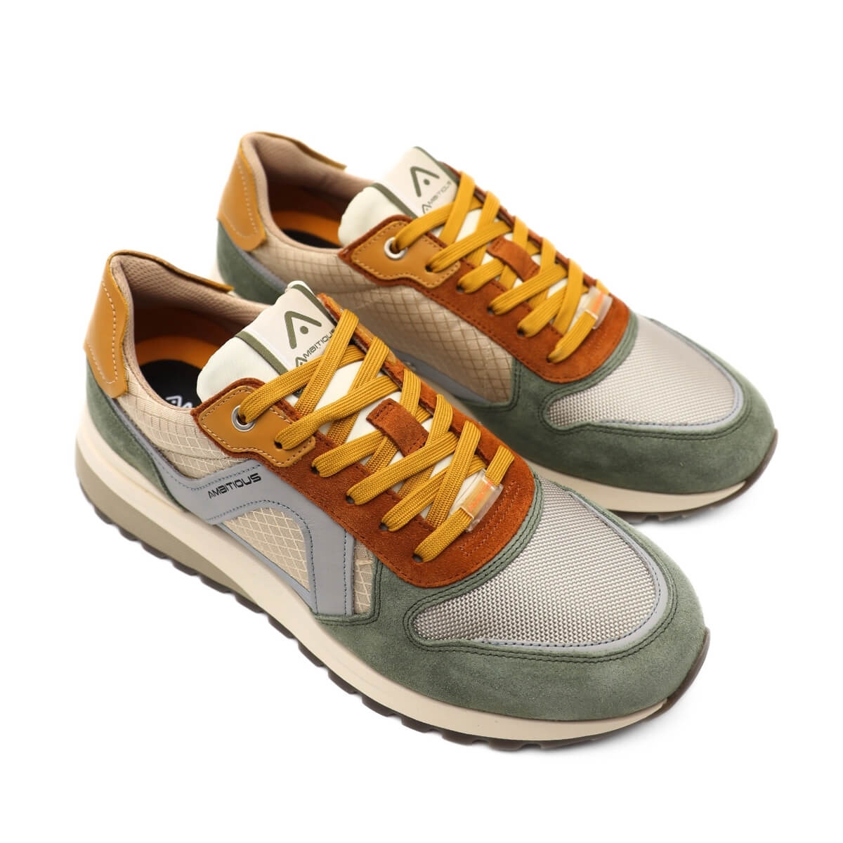 Scarpa Ambitious sneakers verde in pelle di qualità vista laterale