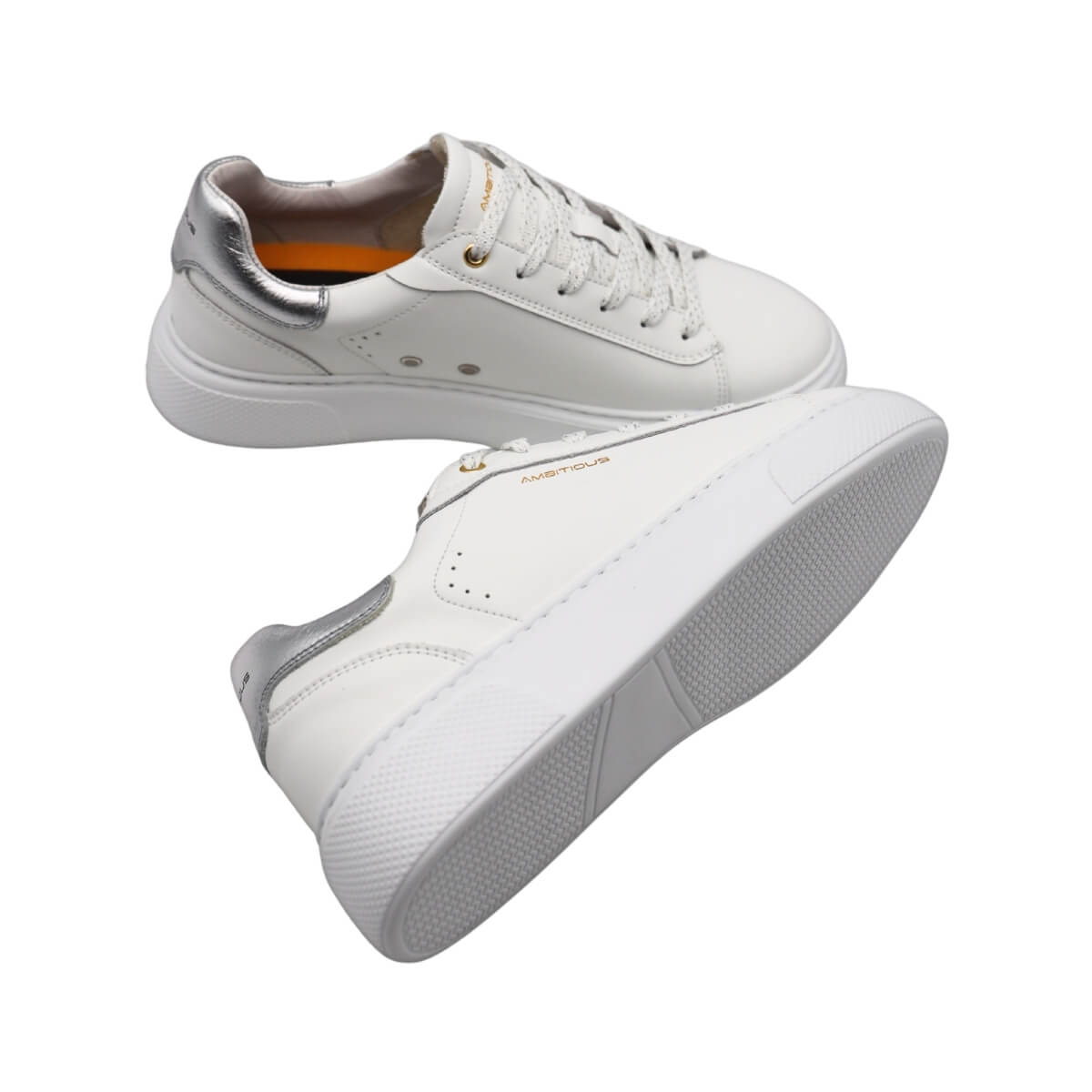 Sneaker bianca Ambitious 14311 con dettagli argento
