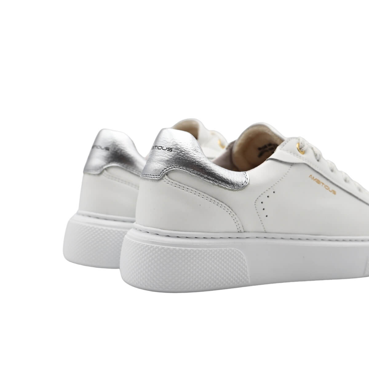 Sneaker bianca Ambitious 14311 con dettagli argento