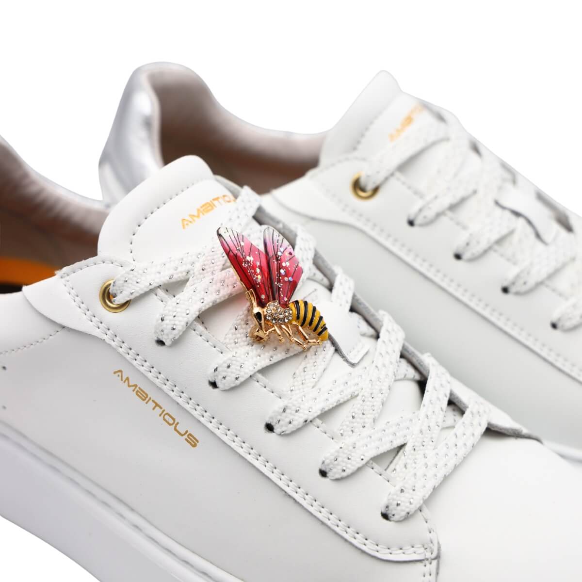Sneaker bianca Ambitious 14311 con dettagli argento