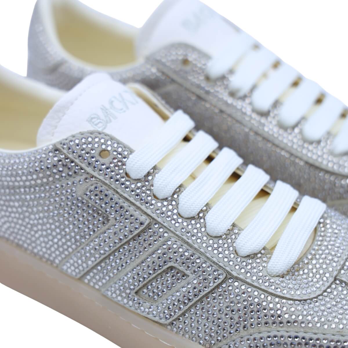 Sneakers BACK 70 Strass Smart in pelle argento con dettagli brillanti.
