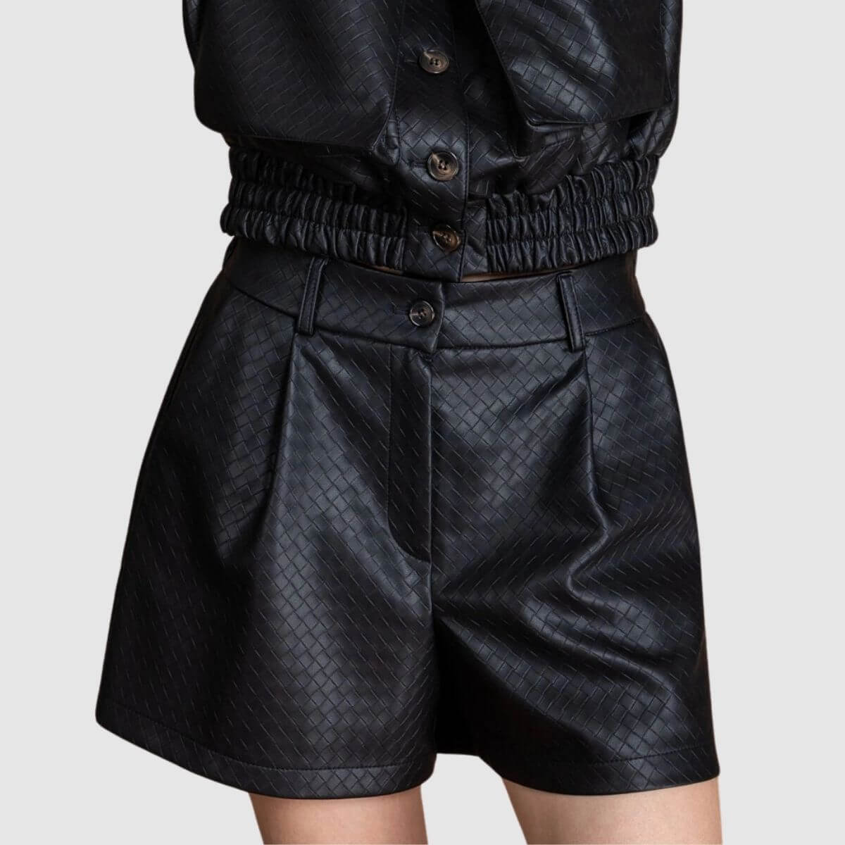 BERNA SHORTS SIMILPELLE 2640721 NERO