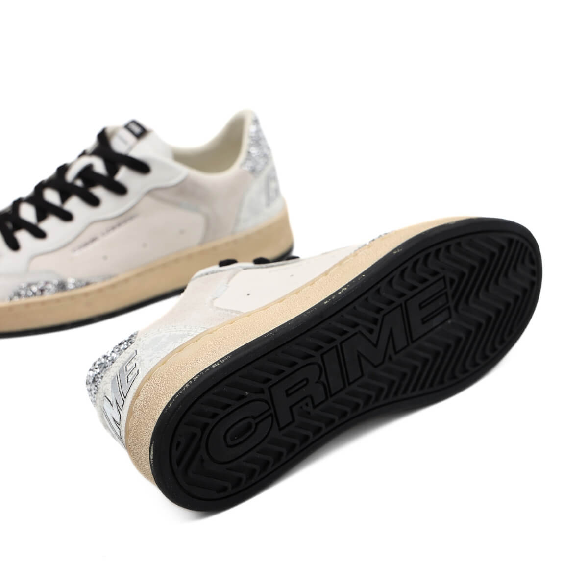 Sneaker Crime London Chelsea 21203 bianca con fondo nero