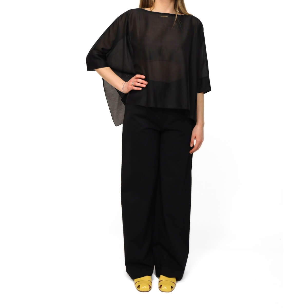 CROCHÉ TOP SEMI-TRASPARENTE 835 NERO