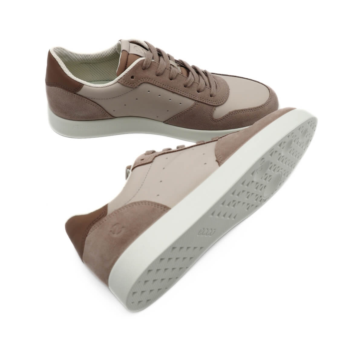 Sneakers Ecco Street Lite M taupe in pelle vista laterale