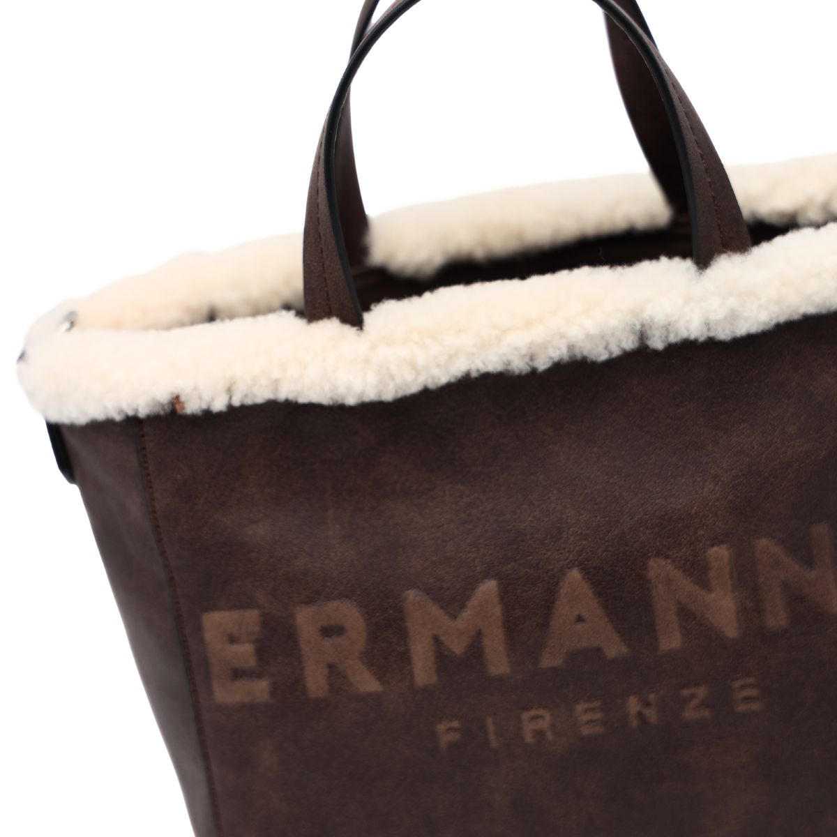 Dettaglio bordo in eco-shearling bianco su borsa Ermanno Scervino Vanessa Fur
