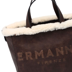 Dettaglio bordo in eco-shearling bianco su borsa Ermanno Scervino Vanessa Fur