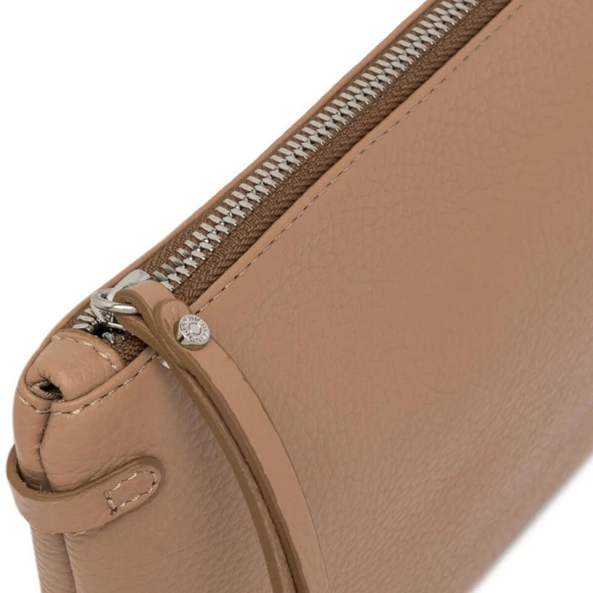 Pochette Gianni Chiarini Hermy BS3695 Clay Natural in pelle martellata.