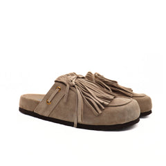 Ciabatta Miss Olivia Iris F2in camoscio tortora con frange.