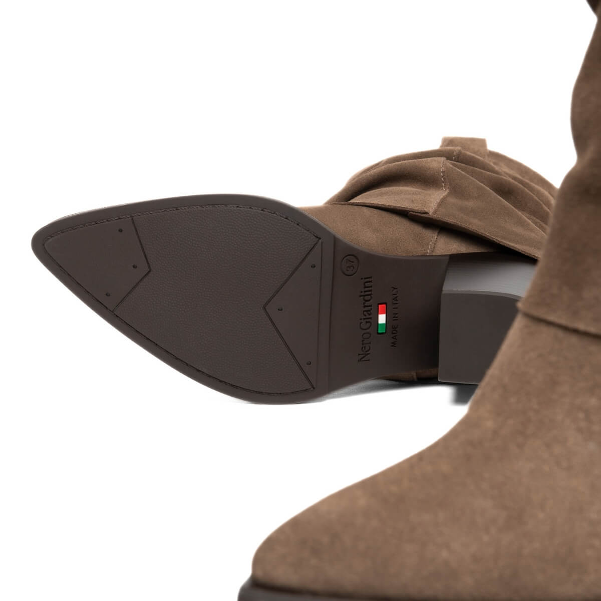 NERO GIARDINI TEXANO CAMOSCIO I617147D 427 TORTORA