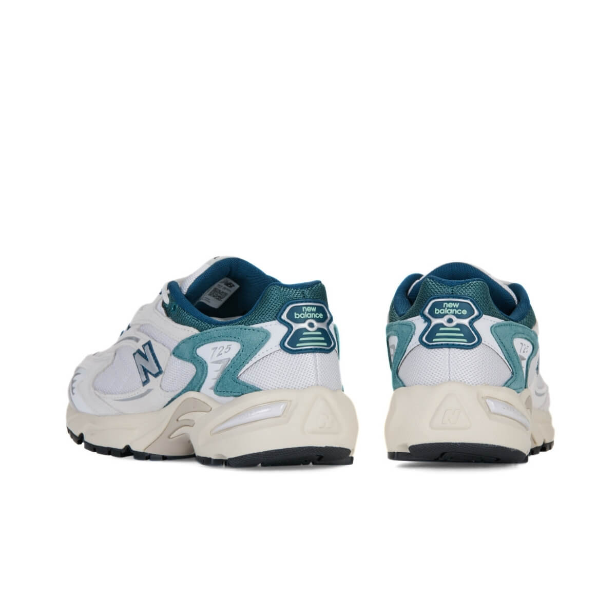 New Balance 725 ML725CM verdi vista laterale.