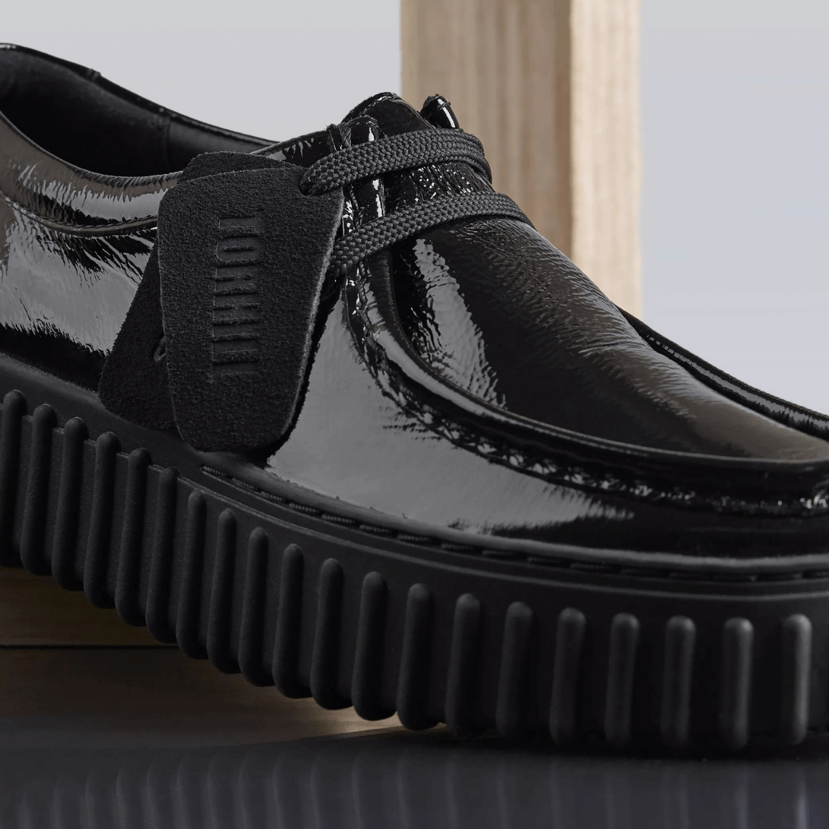 CLARKS STRINGATA TORHILL BEE 17911 NERO