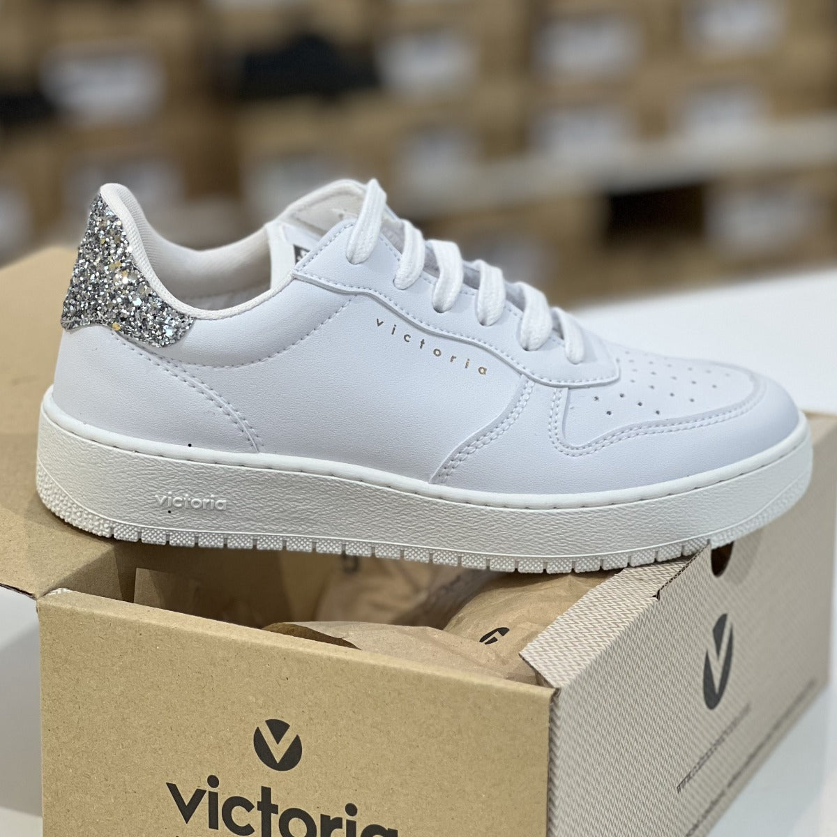 victoria-1258237-sneakers-similpelle-glitter